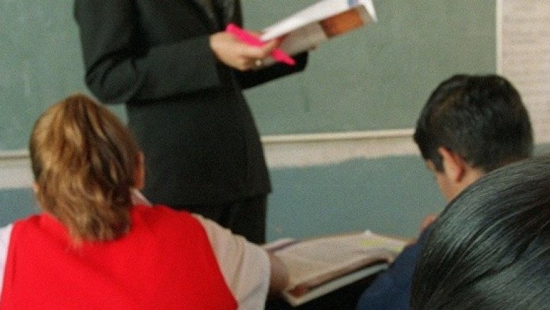 Maestra puertorriqueña va a juicio por agresión sexual contra un estudiante