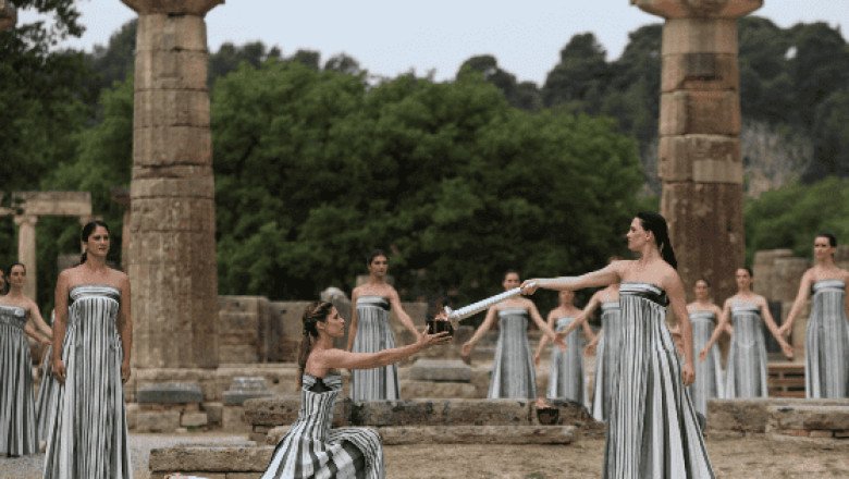Encienden en Grecia la llama de París 2024