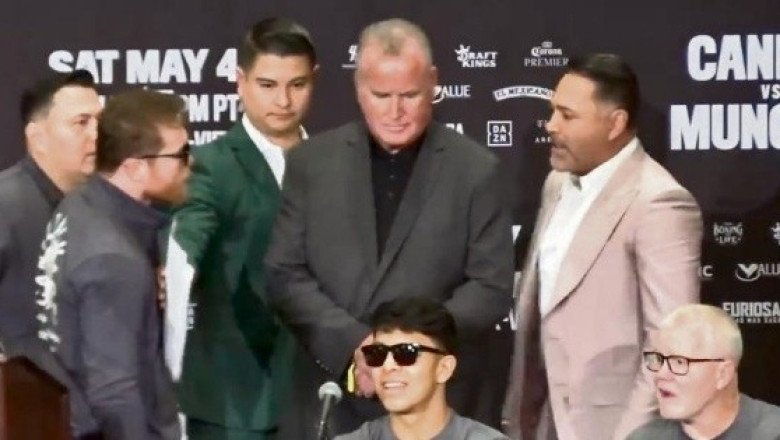 Canelo Álvarez y Óscar de la Hoya pelean en rueda de prensa