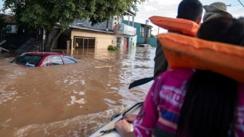 Brasil: Suben a 152 los muertos por inundaciones en el sur