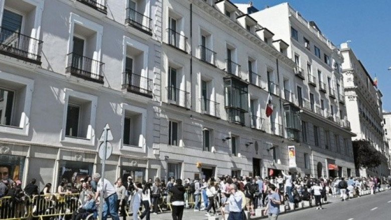 Acuden a votar por apego al país de sus raíces