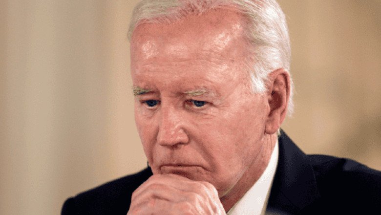 Joe Biden es captado nuevamente mostrándose desorientado