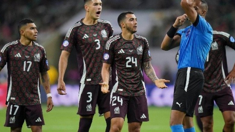 ¿Era penal? Revelan audios del VAR en partido México vs Jamaica