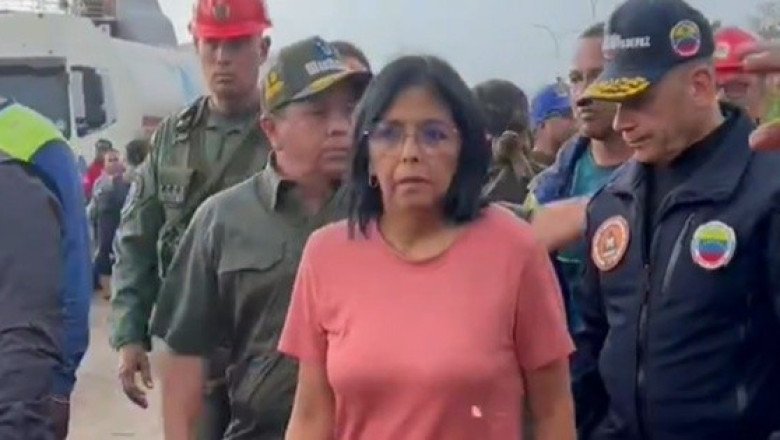Este es el estado de la vicepresidenta de Venezuela, Delcy Rodríguez, tras caerle un árbol encima