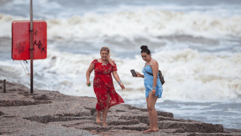 Huracán "Beryl", lejos de México, impacta en Texas; ACTUALIZACIÓN