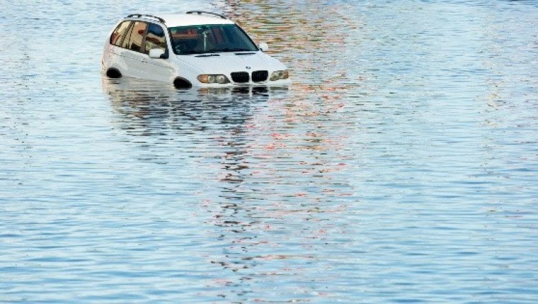 El paso de la tormenta tropical 'Beryl' deja varios muertos en Texas y causa un apagón masivo