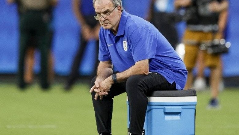 Bielsa asume la culpa de la eliminación uruguaya