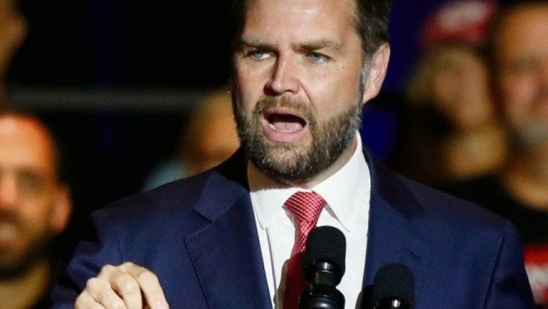 J.D. Vance arremete contra Harris en primer acto de campaña solo