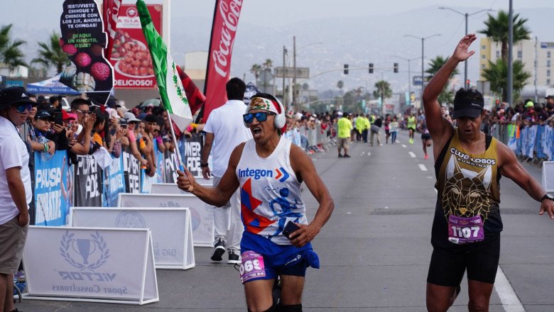 Se vive con éxito el XXI Medio Maratón Powerade Ensenada 2024