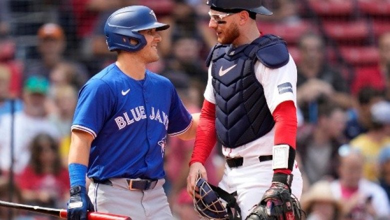 MLB: Danny Jansen hace historia al jugar para dos equipos en un mismo encuentro