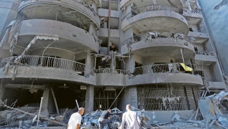 Israel bombardea Centro de Líbano