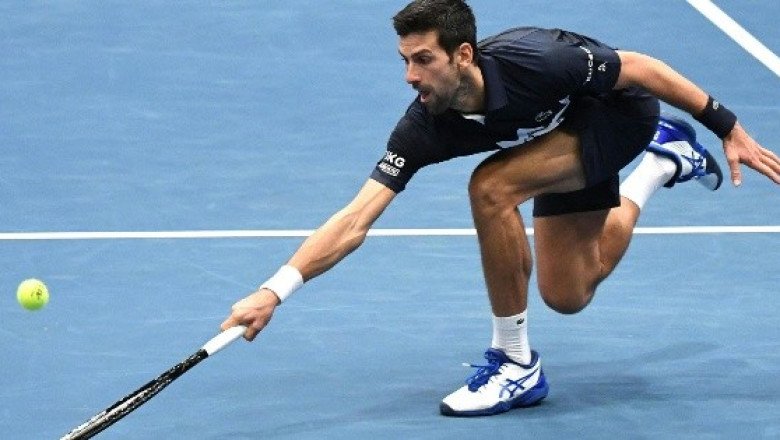 Tenis: Djokovic se retira del Masters 1000 de París y complica su presencia en el Masters de Turín