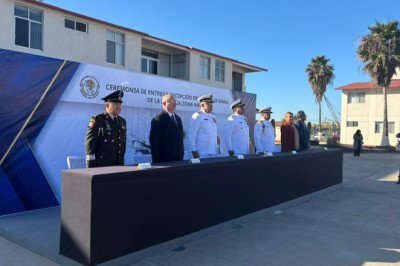 Realiza Segunda Zona Naval cambio de Mando Superior en Jefe