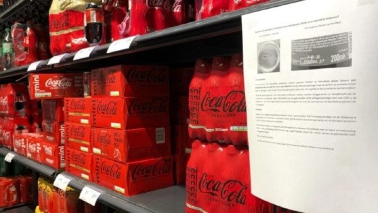 Coca Cola retira bebidas en Europa por este motivo