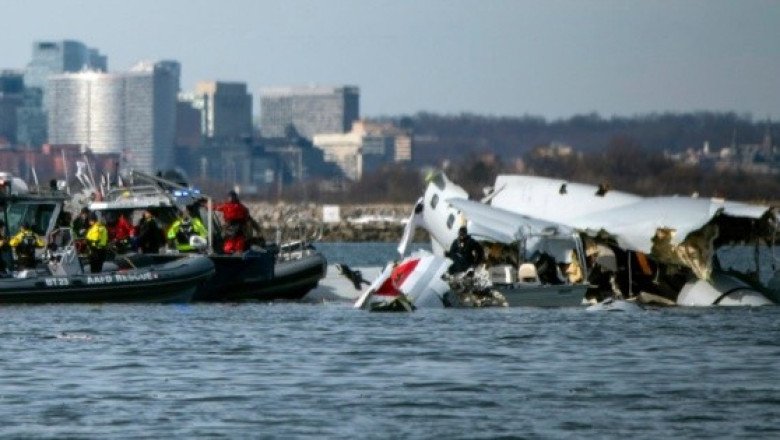 Número de controladores en el momento del accidente aéreo "no era normal"