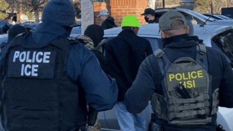 Al menos 160 migrantes son liberados por ICE debido a falta de espacio