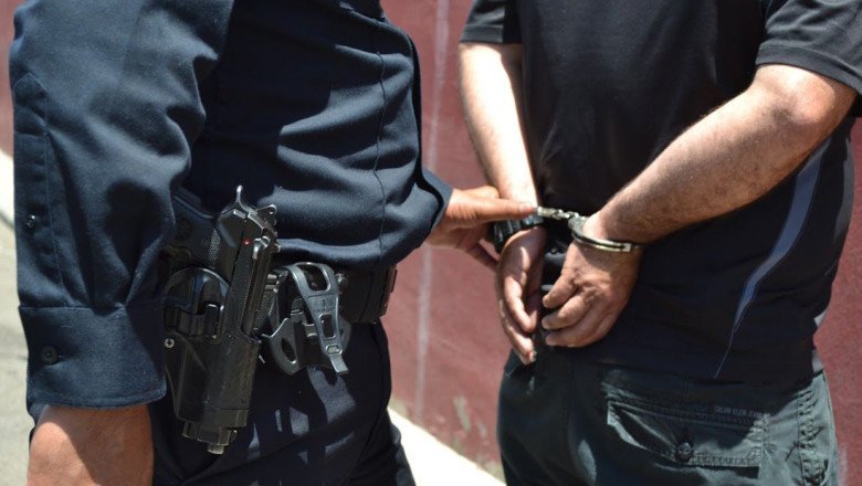 Sujeto “levanta” a estudiante y abusa de ella