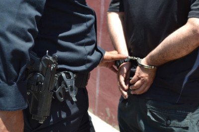 Sujeto “levanta” a estudiante y abusa de ella