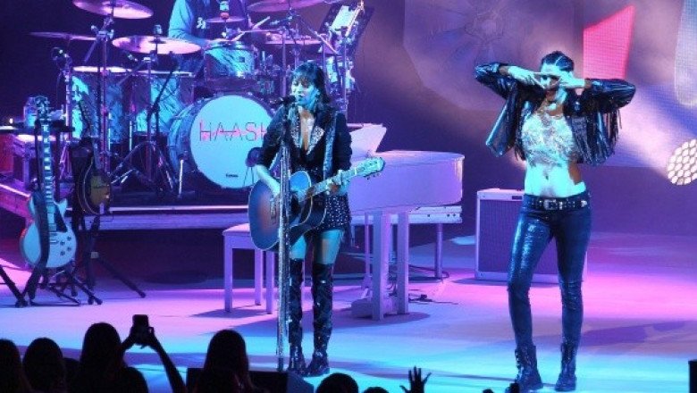 "Ha*Ash" celebra fuerte conexión con su público