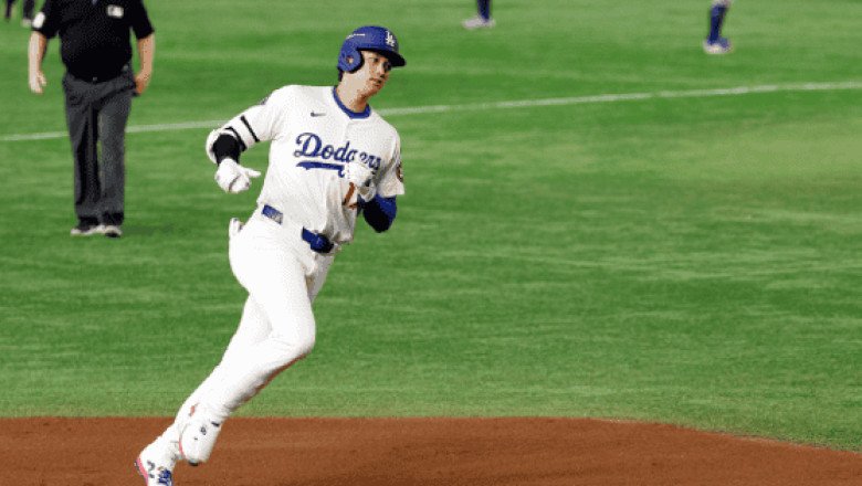 Ohtani pega jonrón y Dodgers barren a Cubs en Japón