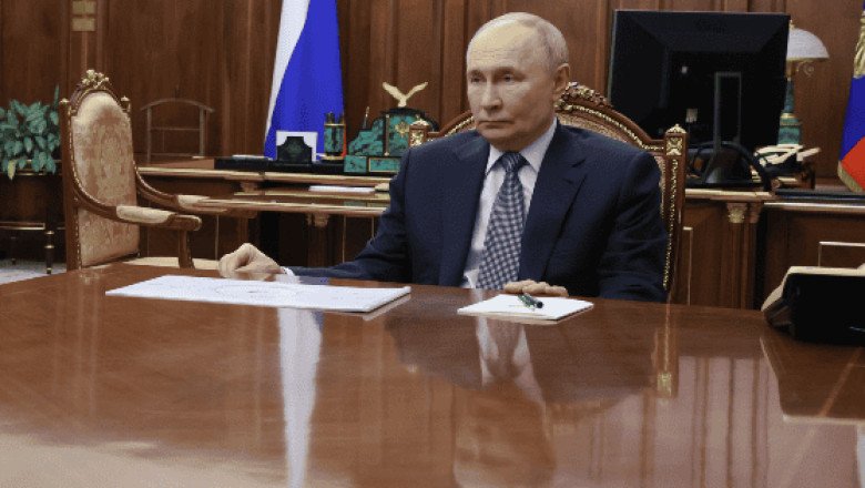 Putin firma decreto que llama a filas a 160 mil rusos