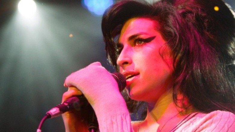 ¿Cuáles son las mejores canciones de Amy Winehouse, según la IA?