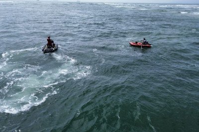 Continúa sin éxito la búsqueda del menor extraviado en playa Estero Beach