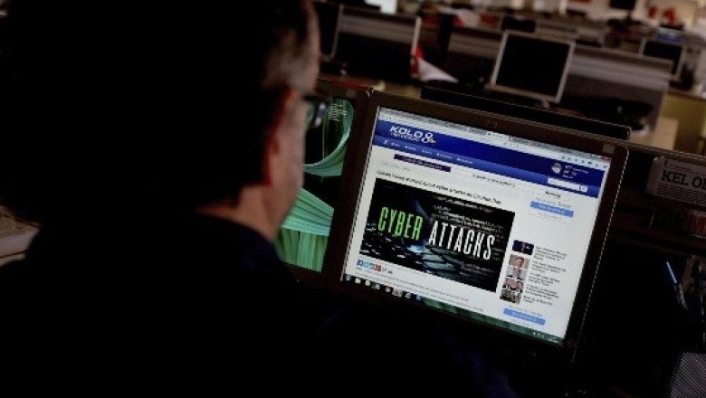 Jóvenes son detenidos por cometer ciberataques a empresas británicas
