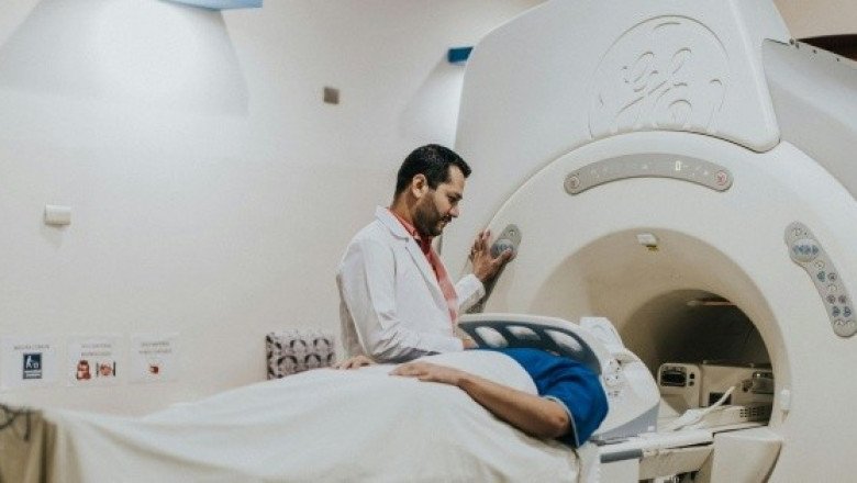 Hombre es succionado por máquina de resonancia magnética y fallece