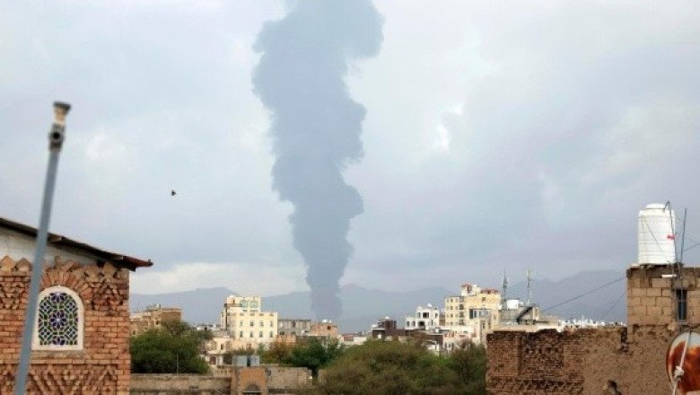 Israel deja al menos dos muertos y 35 heridos tras ataque contra capital del Yemen