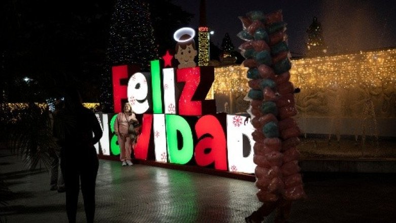Maduro adelanta la Navidad en Venezuela