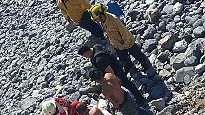 Cae sujeto a 6 metros de artura en el mirador de El Mosquito