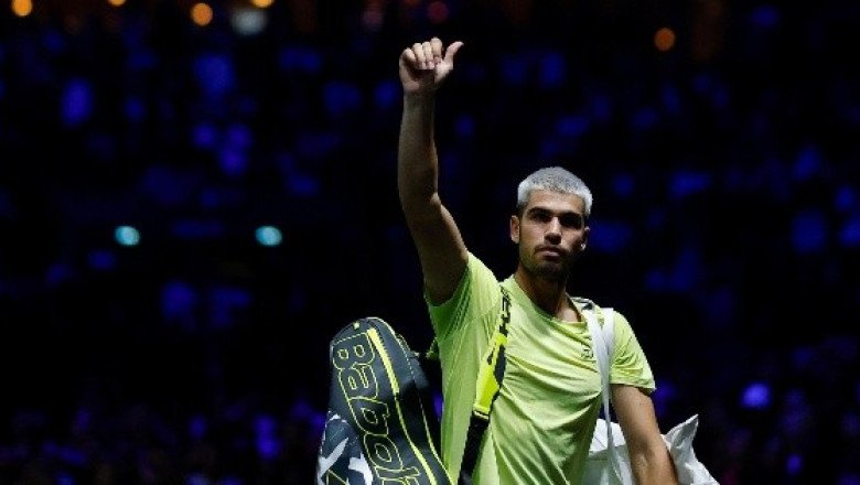 Carlos Alcaraz tropieza en su debut en París