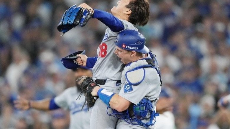 Yoshinobu Yamamoto es el MVP es el MVP de la Serie Mundial