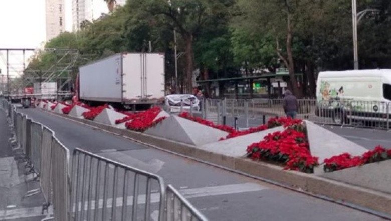 Calles cerradas y alternativas viales por concierto de Año Nuevo en Reforma
