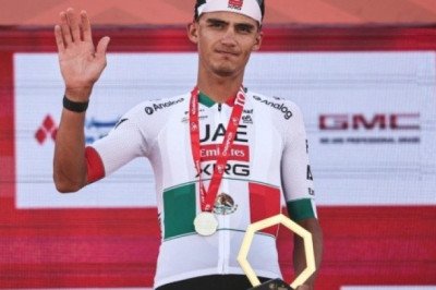 Del Toro gana primera etapa y estrena el maillot de líder en el UAE Tour