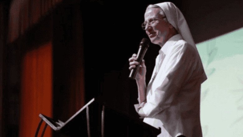 ¿Quién es Sor Simona Brambilla, nueva miembro del Dicasterio en el Vaticano?