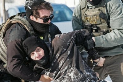 EU va por usuarios que critiquen los operativos del ICE en internet