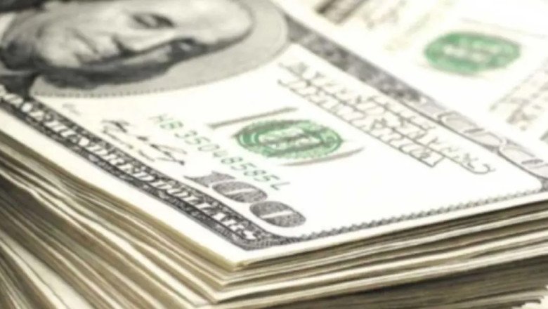 Peso mexicano se deprecia contra el dólar por segunda jornada consecutiva; cierra en 17.27 unidades