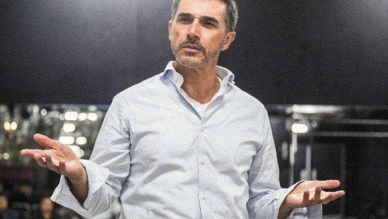 ¿Cuántas iniciativas ha presentado Sergio Mayer en el Congreso?