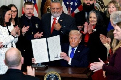 Trump instaura día en EU para honrar a víctimas de inmigrantes