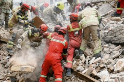 Tras semana volátil en Irán, barril de crudo cotiza en 103 dólares