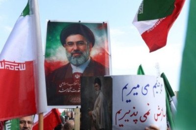 El Kremlin guarda silencio ante versiones de traslado a Moscú de líder iraní