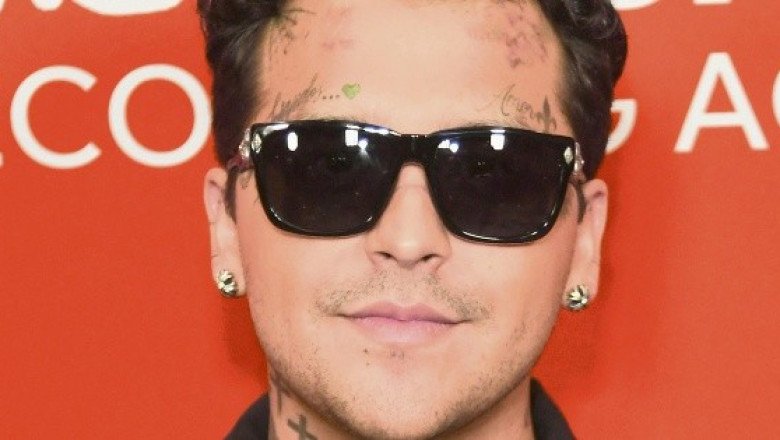 Christian Nodal demanda a Cazzu