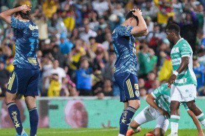 El América no puede con los Santos y complica su pase a la liguilla