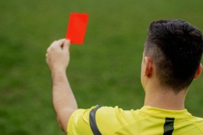 Aprueban expulsión a jugadores que se tapen la boca al encarar a rivales