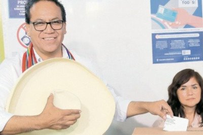 Sánchez y Fujimori disputan voto por voto la presidencia