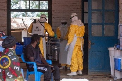 Suman más de cien fallecidos por brote de ébola en RD Congo, confirma la OMS