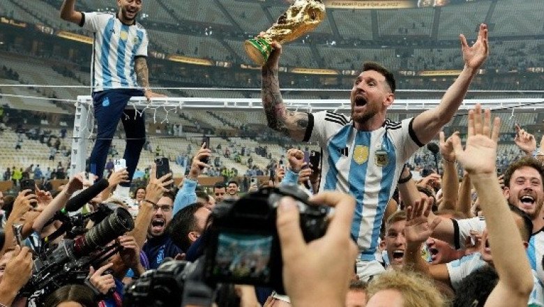 El campeón del mundo, a escena para su presentación contra Argelia