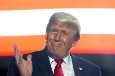 Supremo permite a Trump frenar solicitantes de asilo en frontera con México